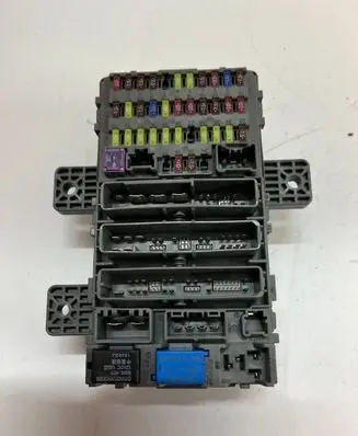 Honda Civic Fuse module SMGG250 37832LN