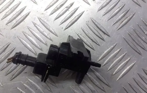 Opel Astra H Valve vacuum 702461008972882491