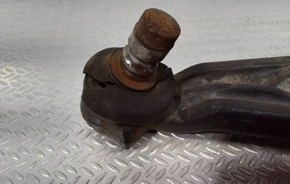 Citroen Jumpy Front control arm 1497408080