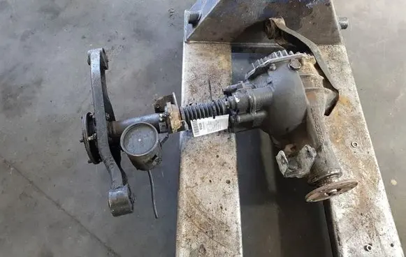 Mitsubishi Pajero Front differential 