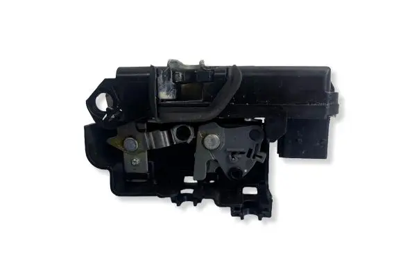Opel Antara Front door lock A081876