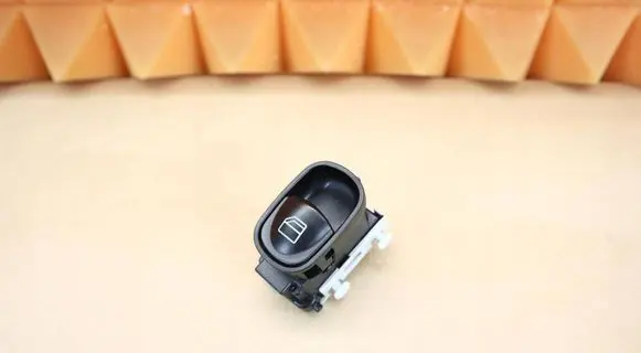 Mercedes-Benz CLK A209 C209 Electric window control switch 2098203510 A2098203510