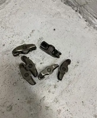 Land Rover Discovery 3 - LR3 Valve rocker arm NA682Y1112D