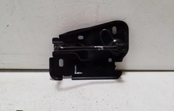 Audi Q7 4M Engine bonnet/hood lock/latch loop/hook 4M0823185C