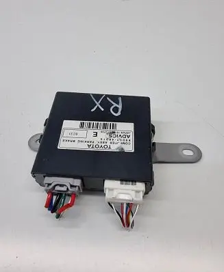 Lexus RX 450H Hand brake control module 8905048010