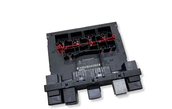 Volkswagen Touran I Fuse module 3C8937049D