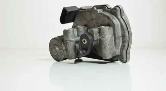 Audi A4 S4 B7 8E 8H Throttle valve position sensor A2C53308513 059129086M