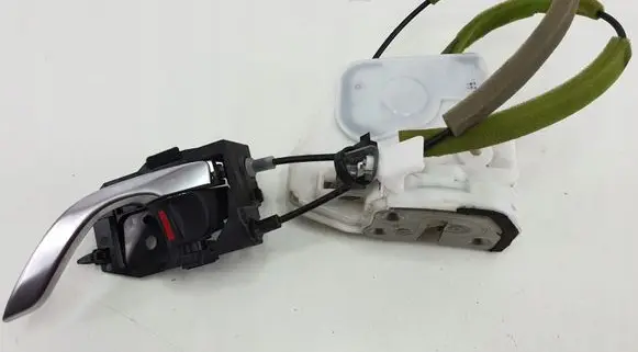 Mazda 6 Rear door lock