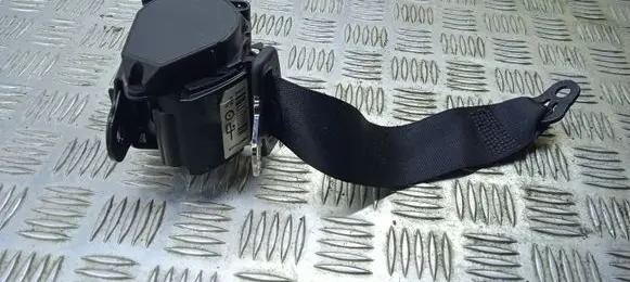 BMW 4 F32 F33 Rear seatbelt 7243309