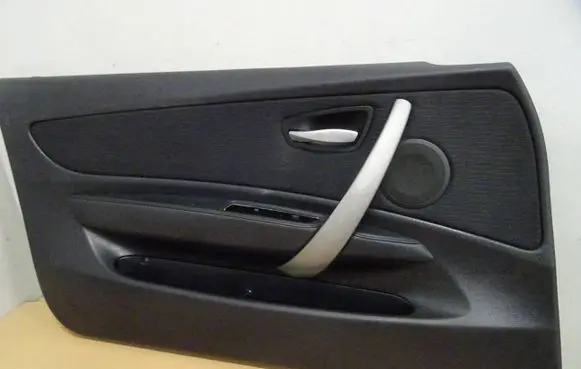BMW 1 E81 E87 Front door card panel trim