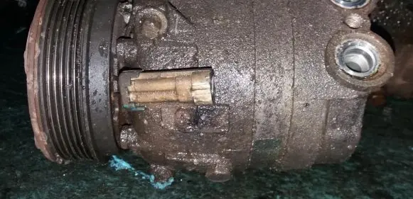 Opel Vectra B Air conditioning (A/C) compressor (pump) 