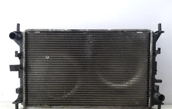 Coolant radiator