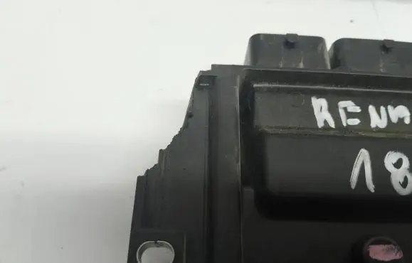 Renault Scenic II - Grand scenic II Engine control unit/module 8200513163