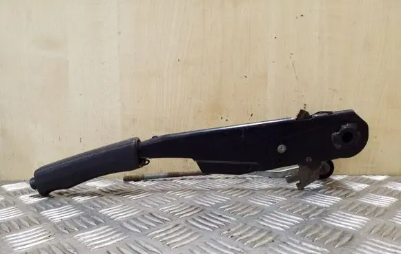Handbrake/parking brake lever assembly