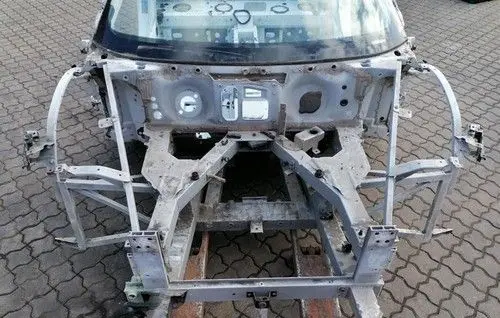 Audi R8 42 Front bumper cross member 420805011H