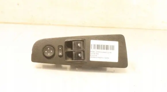 Fiat Grande Punto Electric window control switch