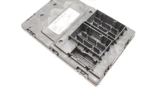 Audi A4 S4 B9 8W Central body control module 8W0907063AF