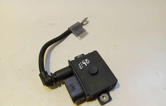 BMW 3 E90 E91 Glow plug pre-heat relay 779490701 EMD99SA