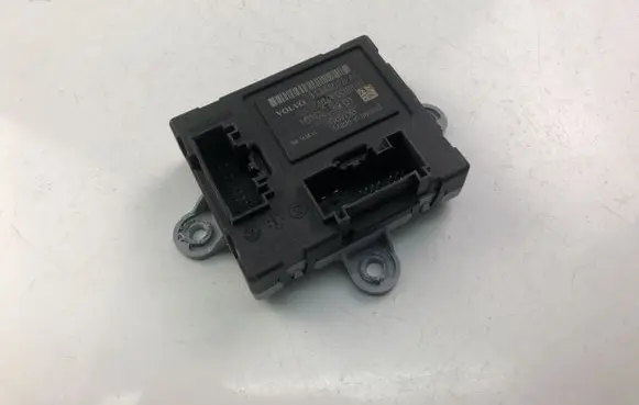 Volvo V70 Other control units/modules 31343028AC