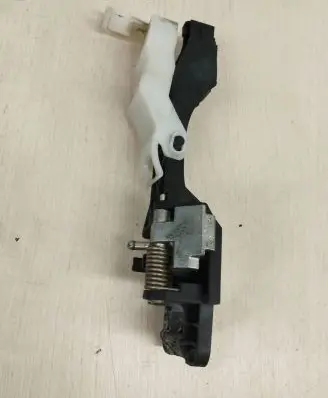 KIA Ceed Front door exterior handle/bracket 