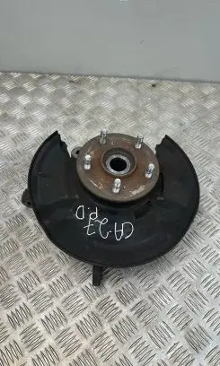 Honda CR-V Front wheel hub spindle knuckle