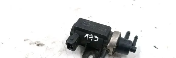 Audi A4 S4 B5 8D Turbo solenoid valve 1H0906627 72190320 86T203