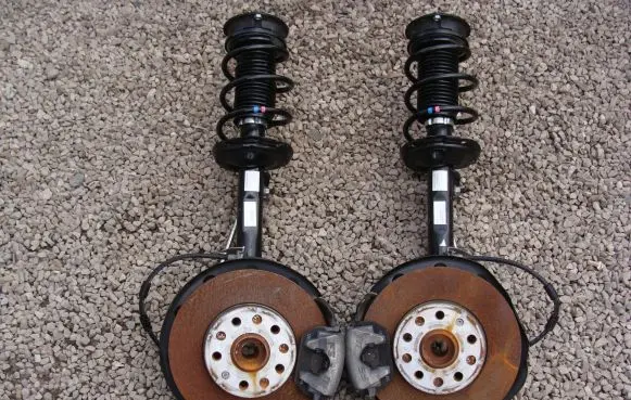 Volkswagen Golf VII Front shock absorber/damper