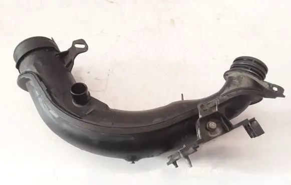 Peugeot 508 Air intake duct part M06021A152