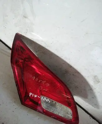 Opel Astra J Tailgate rear/tail lights 1090098