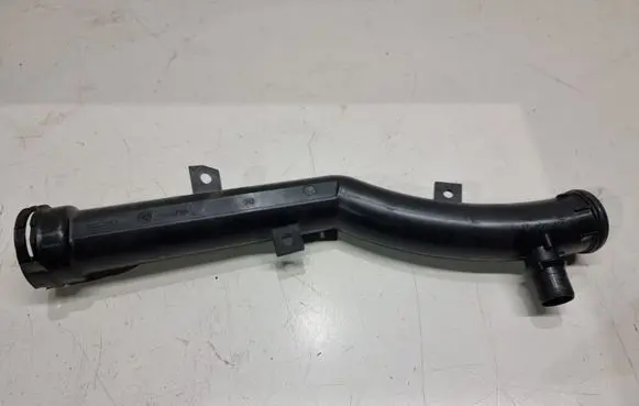 Peugeot 3008 II Engine coolant pipe/hose V758971580 1351VF