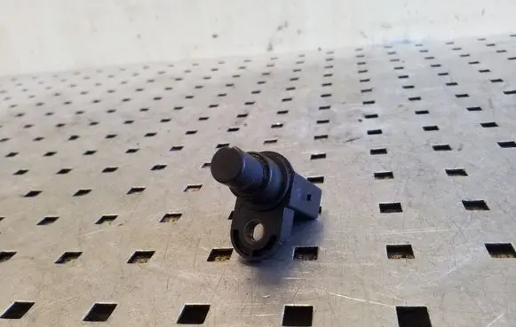 BMW X5 E53 Camshaft position sensor 7506273C
