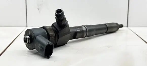 Fiat Doblo Fuel injector 0445110300