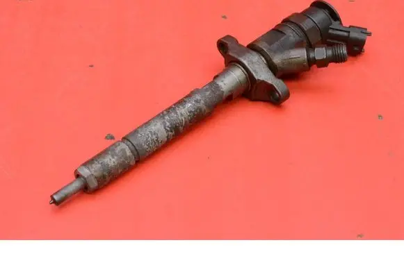 Ford Focus Fuel injector 0445110311