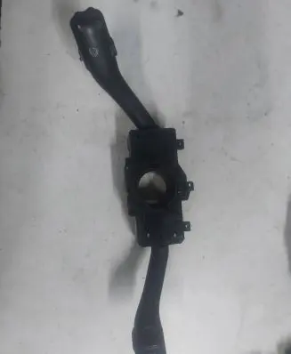 Audi A6 S6 C5 4B Indicator stalk 8L0953513B 526104 202703