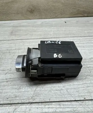Volkswagen PASSAT B6 Ignition lock 3C0905843M 3330 152501066