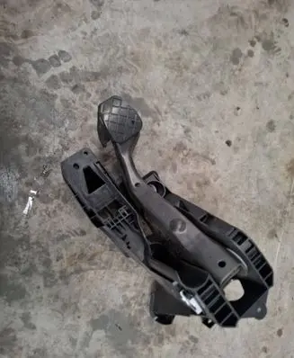 Volkswagen Transporter - Caravelle T5 Clutch pedal