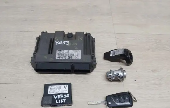 Toyota Verso Other control units/modules 89661-0F500