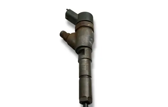 Fuel injector