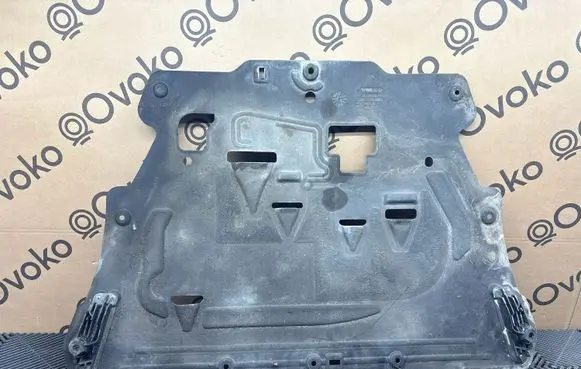 Volvo XC90 Engine splash shield/under tray 31378306