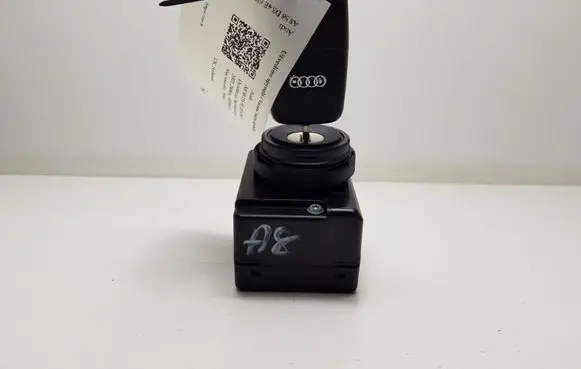 Audi A8 S8 D3 4E Ignition lock 3D0905865E 33300101