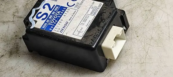 Lexus IS 220D-250-350 Door control unit/module 8974053053 2513004720