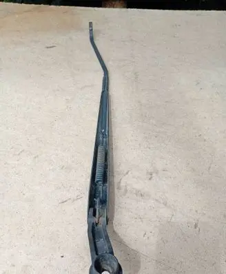 Peugeot 206 Front wiper blade arm 123212