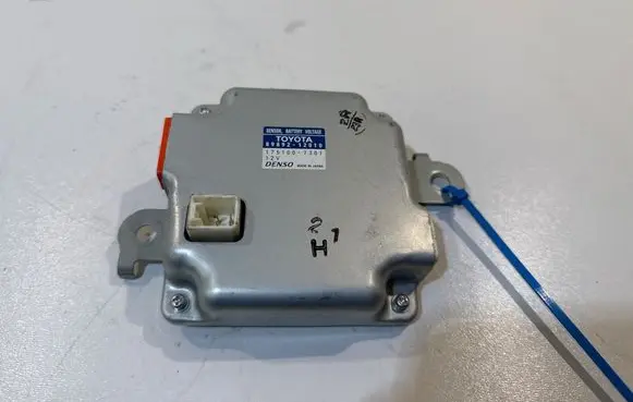 Toyota Auris E180 BSM Control unit 8989212010 1751007301