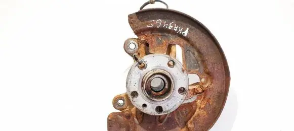 Front wheel hub
