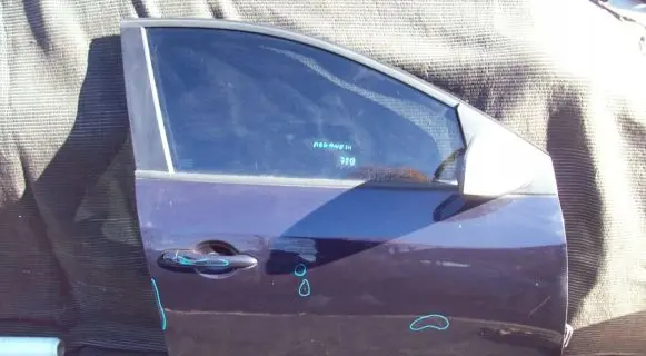 Renault Megane III Front door