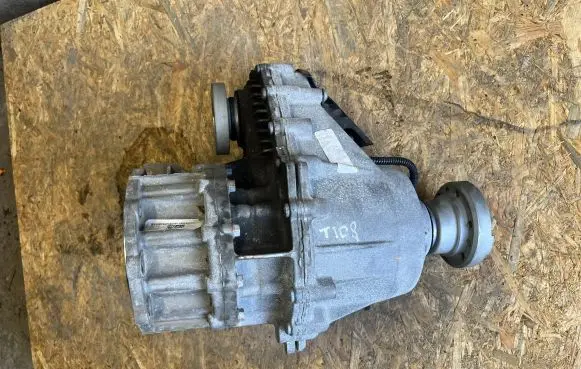 Dodge Challenger Gearbox transfer box case 68214750AC 68214750