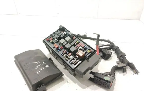 Opel Insignia A Fuse box set 13253551 223936152 13222784