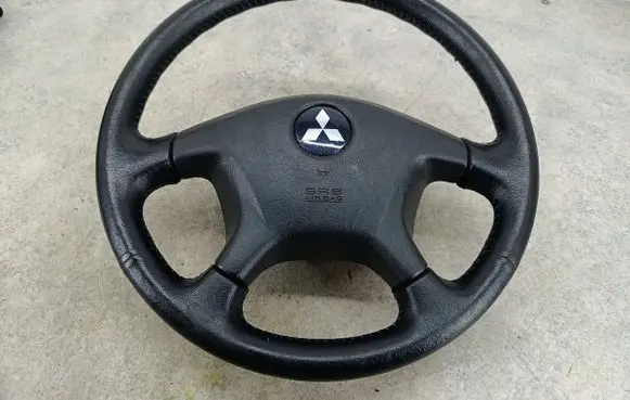 Mitsubishi Outlander Steering wheel GS12001280