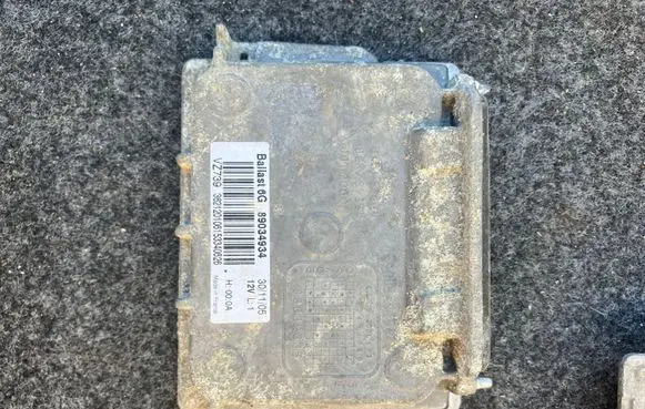 Opel Vectra C Xenon control unit/module 89032335 89034934 00T20005
