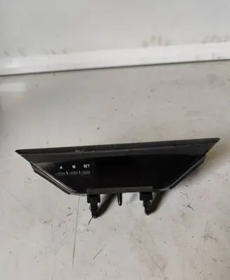 Mitsubishi Galant Screen/display/small screen MR216461